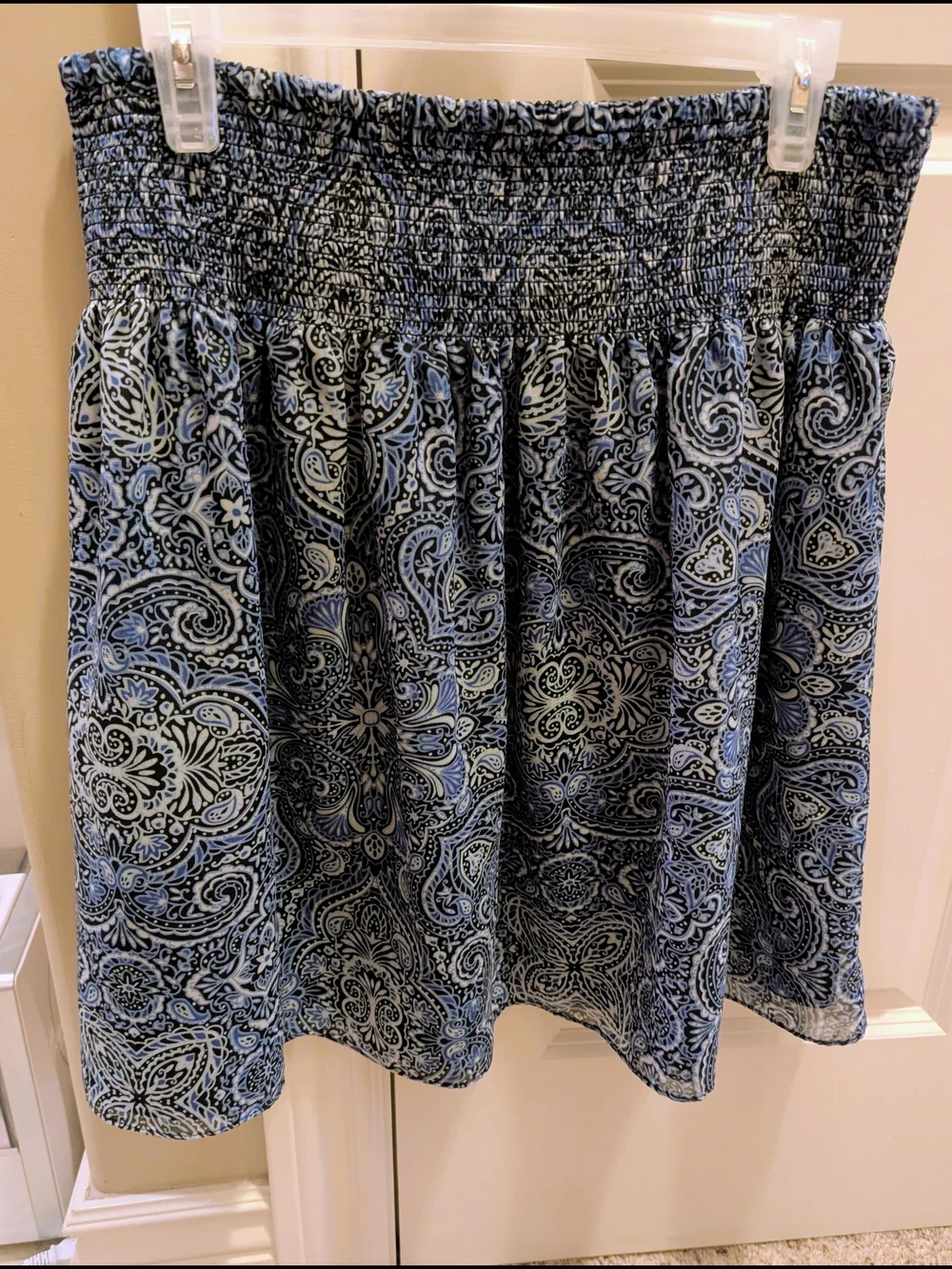 White House Black Market Blue Paisley Smocked Mini Skirt